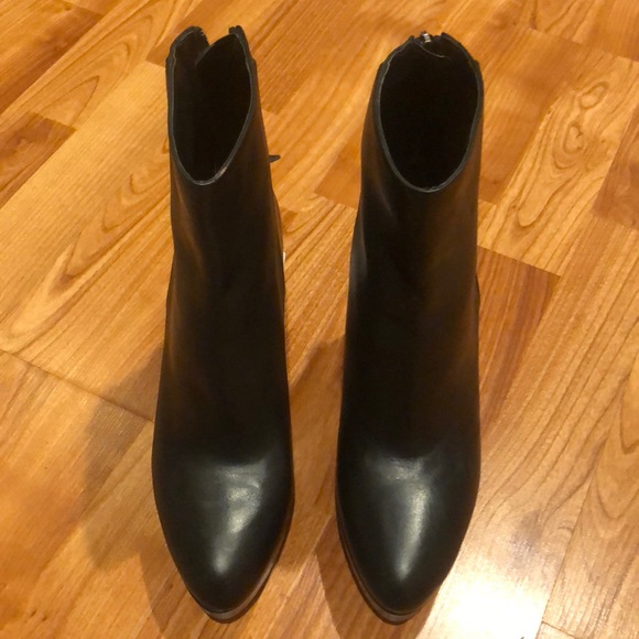 ZARA black leather bootie - Picture 4 of 5